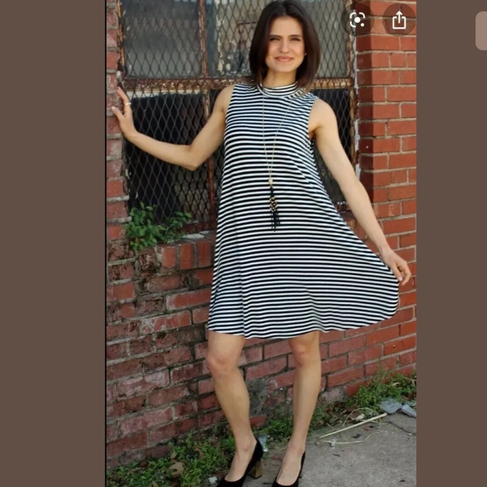 POL Raw Hem Swing Style Dress Bl/Wt Stripe